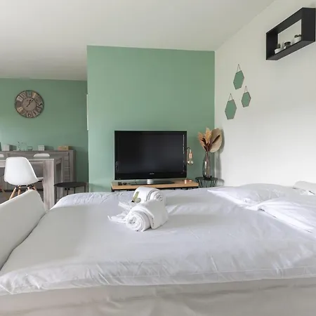 Modern 2-rooms In *